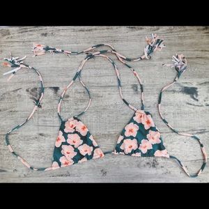 ✖️SOLD✖️ ACACIA: CANNONS TOP : MAHALO PRINT